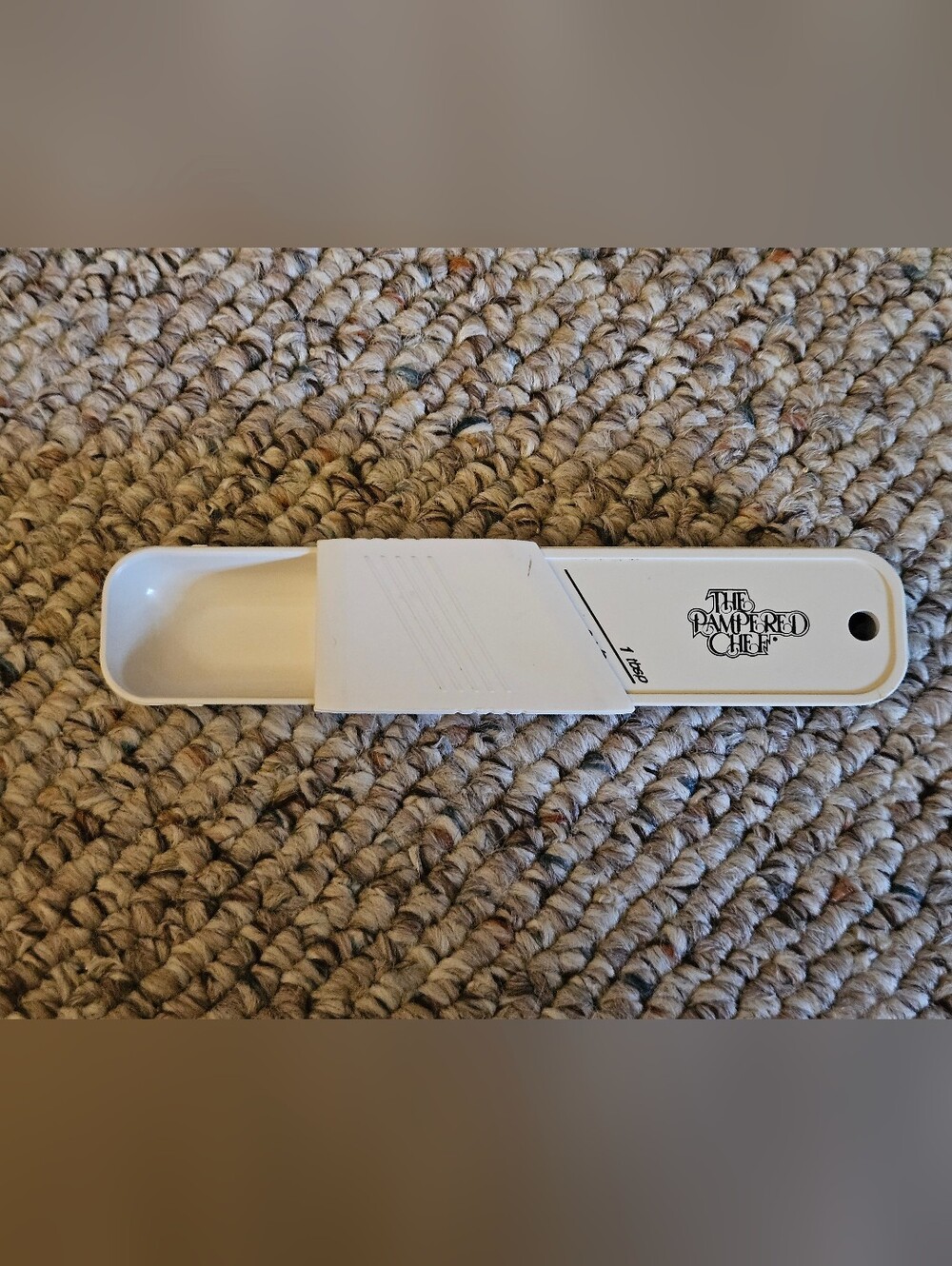 The Pampered Chef Adjustable Measuring Spoon